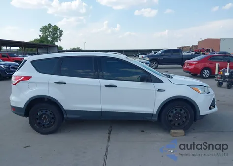 2016 Ford Escape S из США, поврежденный, VIN 1FMCU0F70GUC05368